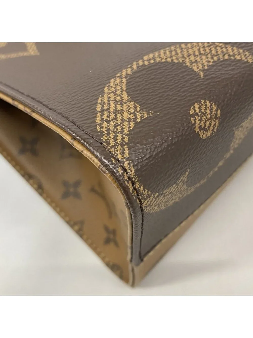 Louis Vuitton Tote Monogram Giant Reverse On The Go MM Brown 2-Way
